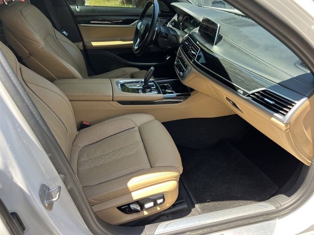 2019 BMW 7 Series 750i xDrive