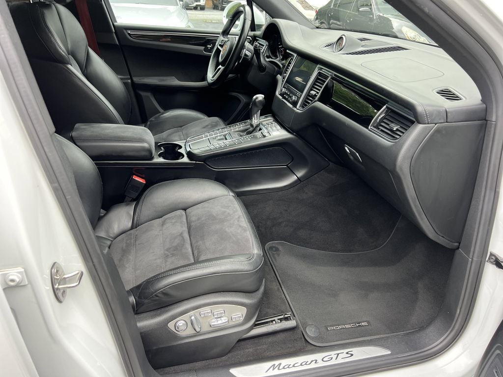 2017 Porsche Macan GTS