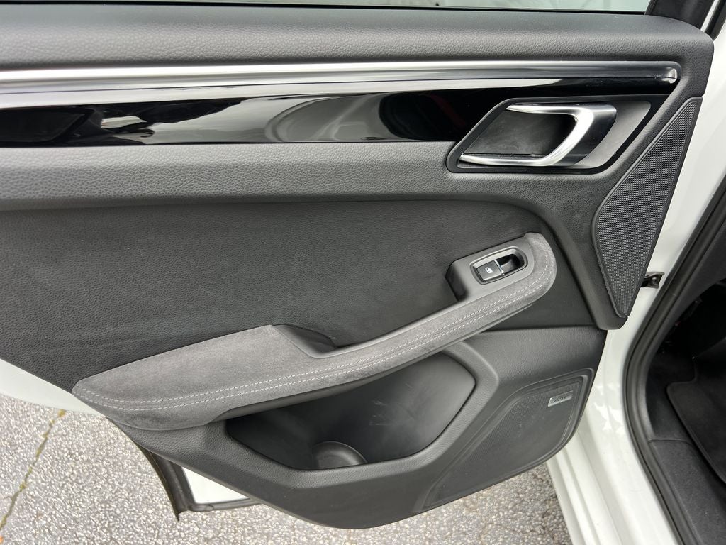 2017 Porsche Macan GTS