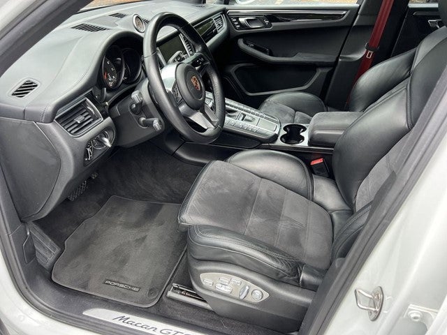 2017 Porsche Macan GTS