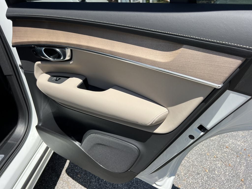 2025 Volvo XC90 B6 Plus 7-Seater 2025.5