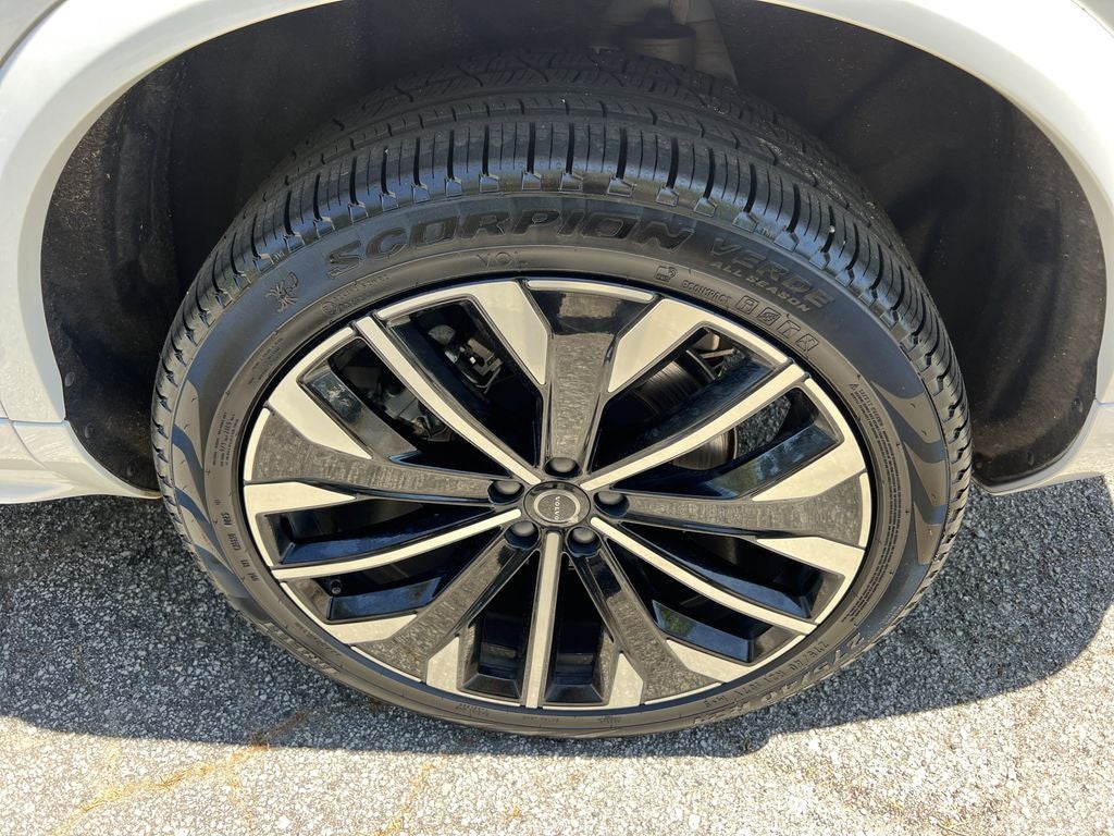 2025 Volvo XC90 B6 Plus 7-Seater 2025.5