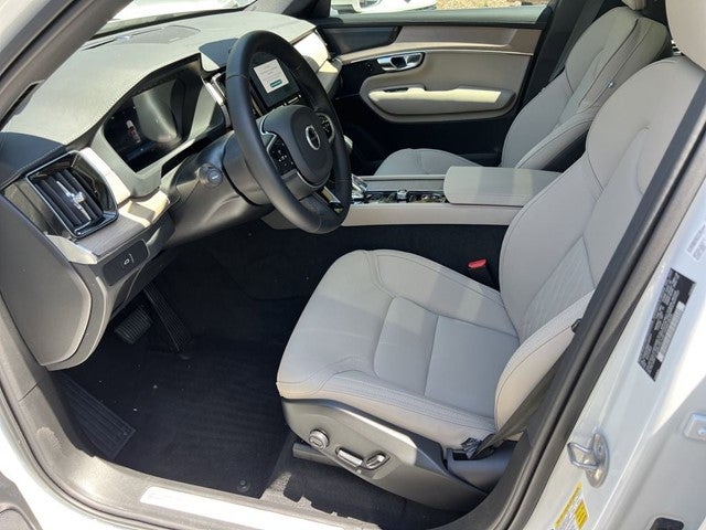 2025 Volvo XC90 B6 Plus 7-Seater 2025.5