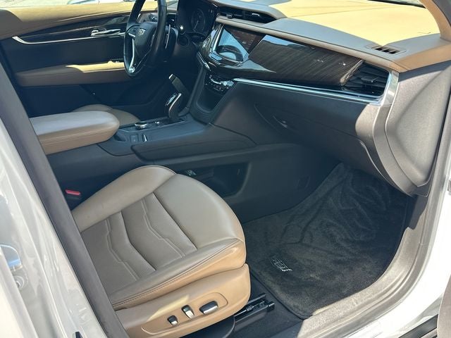 2021 Cadillac XT6 Sport