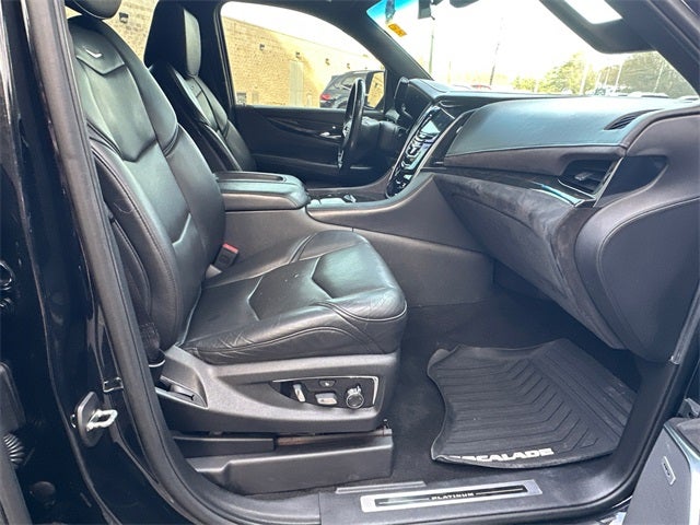 2018 Cadillac Escalade Platinum Edition