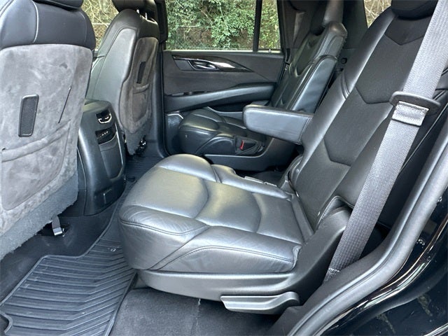 2018 Cadillac Escalade Platinum Edition