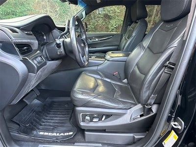 2018 Cadillac Escalade Platinum Edition