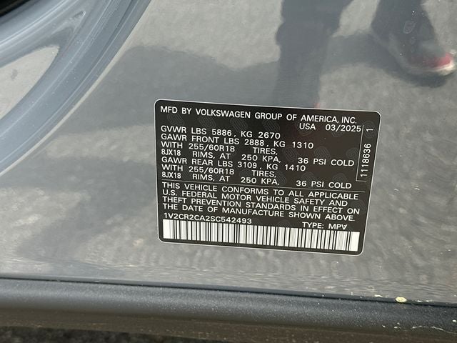 2025 Volkswagen Atlas 2.0T Peak Edition