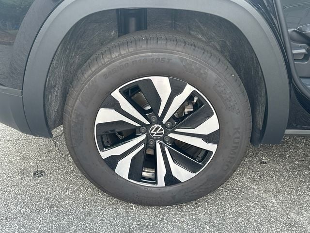 2026 Volkswagen Atlas Cross Sport 2.0T SE