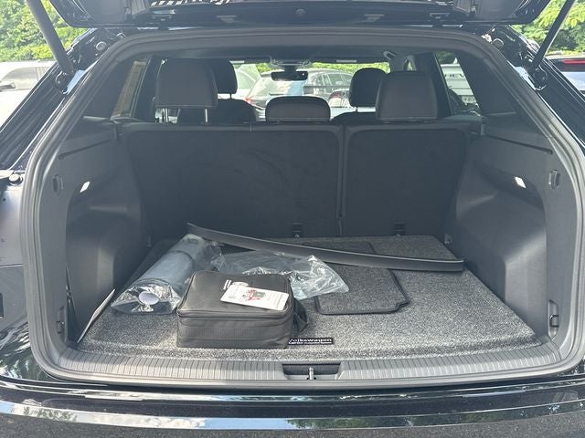 2026 Volkswagen Atlas Cross Sport 2.0T SE
