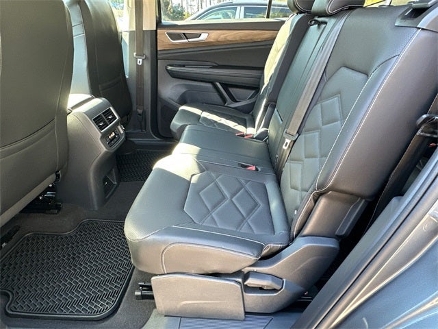2024 Volkswagen Atlas 2.0T SE