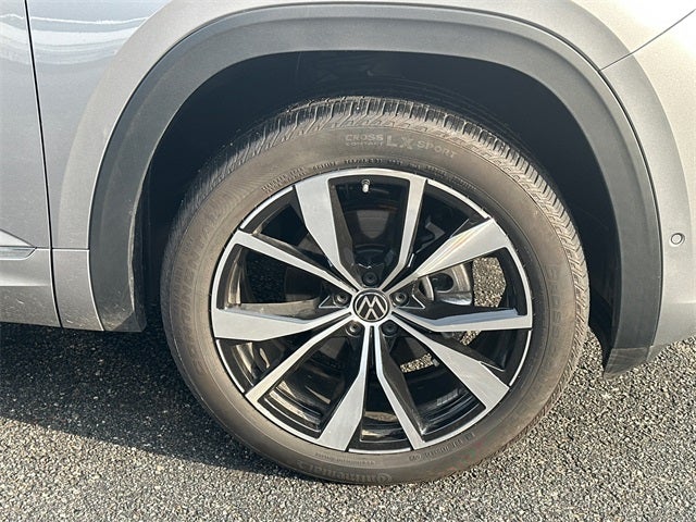 2025 Volkswagen Atlas Cross Sport 2.0T SEL Premium R-Line