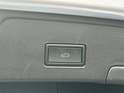 2025 Volkswagen Atlas Cross Sport 2.0T SEL Premium R-Line