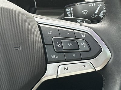 2025 Volkswagen Atlas Cross Sport 2.0T SEL Premium R-Line