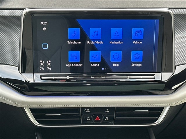 2025 Volkswagen Atlas Cross Sport 2.0T SEL Premium R-Line