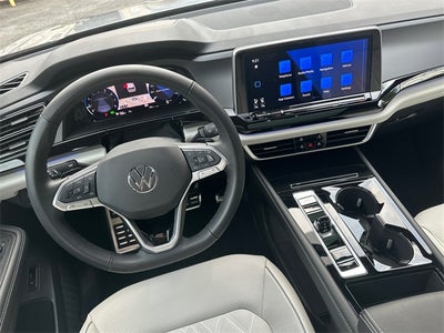 2025 Volkswagen Atlas Cross Sport 2.0T SEL Premium R-Line