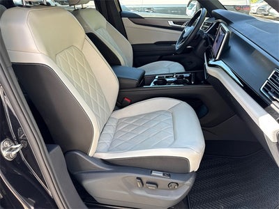 2025 Volkswagen Atlas Cross Sport 2.0T SEL Premium R-Line