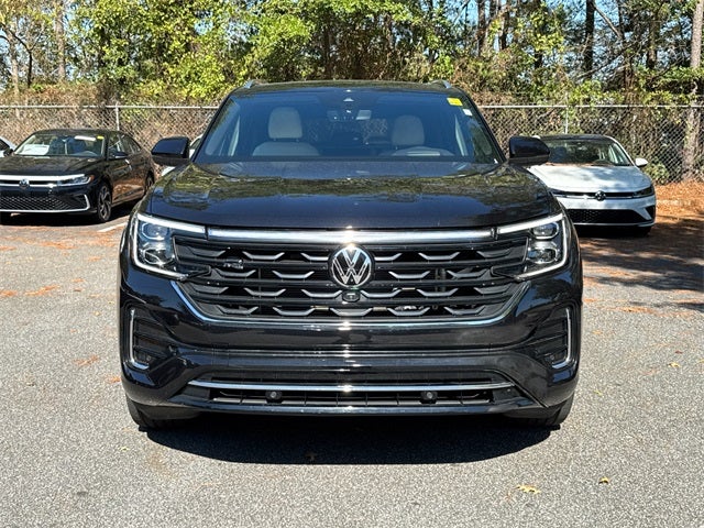 2025 Volkswagen Atlas Cross Sport 2.0T SEL Premium R-Line