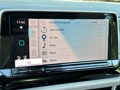 2025 Volkswagen Atlas Cross Sport 2.0T SEL Premium R-Line