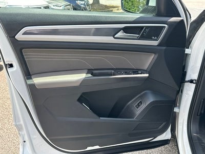 2023 Volkswagen Atlas 3.6L V6 SEL Premium R-Line