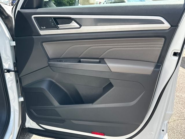 2023 Volkswagen Atlas 3.6L V6 SEL Premium R-Line