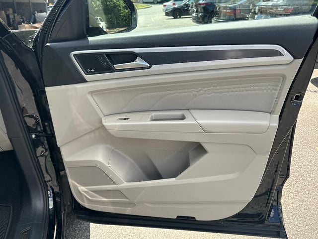 2023 Volkswagen Atlas 3.6L V6 SEL Premium R-Line