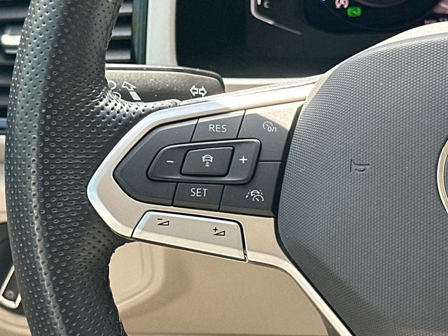 2023 Volkswagen Atlas 3.6L V6 SEL Premium R-Line