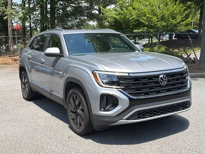 2024 Volkswagen Atlas Cross Sport 2.0T SE w/Technology