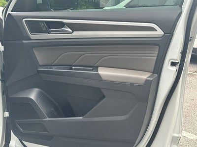 2021 Volkswagen Atlas 3.6L V6 SE w/Technology