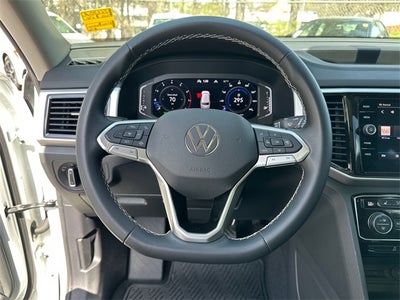2022 Volkswagen Atlas 3.6L V6 SE w/Technology