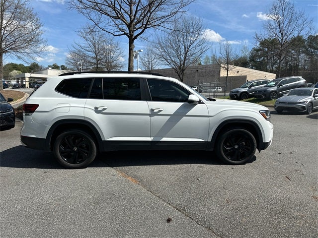 2022 Volkswagen Atlas 3.6L V6 SE w/Technology