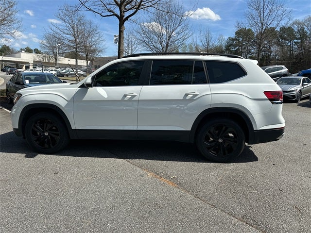 2022 Volkswagen Atlas 3.6L V6 SE w/Technology