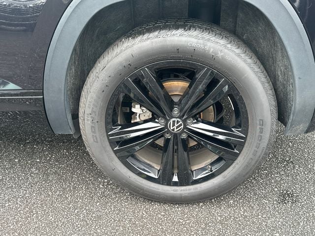 2023 Volkswagen Atlas Cross Sport 2.0T SEL R-Line