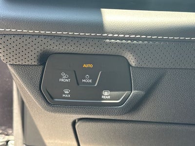 2025 Volkswagen Atlas Cross Sport 2.0T SE w/Technology