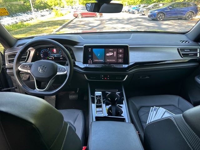 2024 Volkswagen Atlas Cross Sport 2.0T SE w/Technology