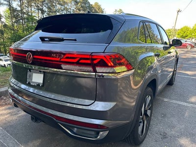2024 Volkswagen Atlas Cross Sport 2.0T SE w/Technology