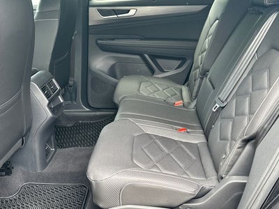 2025 Volkswagen Atlas Cross Sport 2.0T SE w/Technology