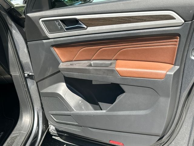 2022 Volkswagen Atlas 2.0T SE w/Technology