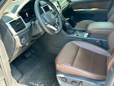 2022 Volkswagen Atlas 2.0T SE w/Technology