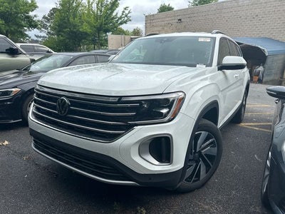 2025 Volkswagen Atlas 2.0T SE w/Technology
