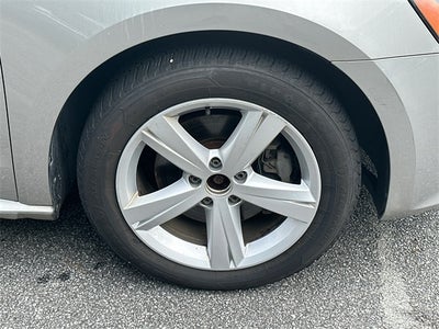 2013 Volkswagen Passat TDI SE w/Sunroof