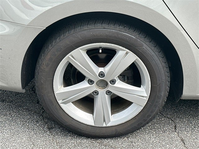 2013 Volkswagen Passat TDI SE w/Sunroof