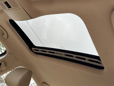 2013 Volkswagen Passat TDI SE w/Sunroof