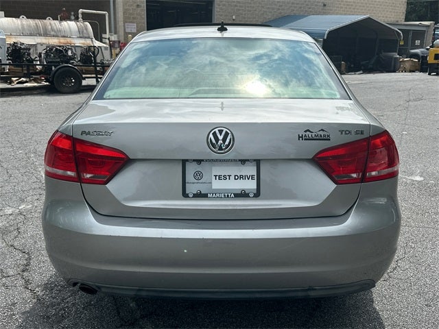 2013 Volkswagen Passat TDI SE w/Sunroof