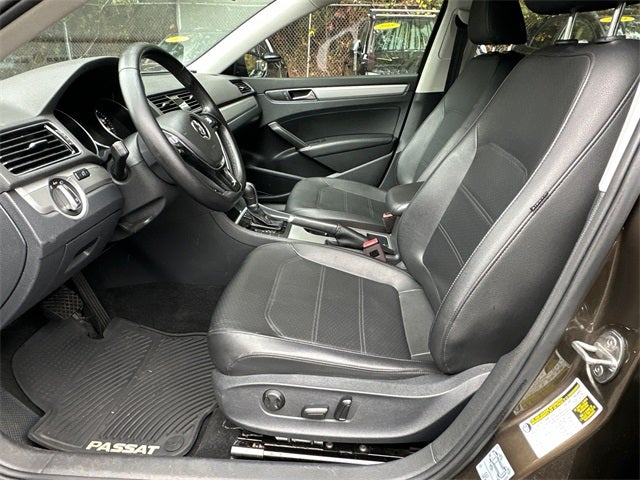 2019 Volkswagen Passat 2.0T Wolfsburg