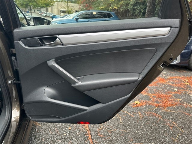 2019 Volkswagen Passat 2.0T Wolfsburg