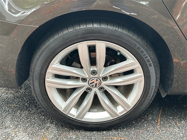 2019 Volkswagen Passat 2.0T Wolfsburg