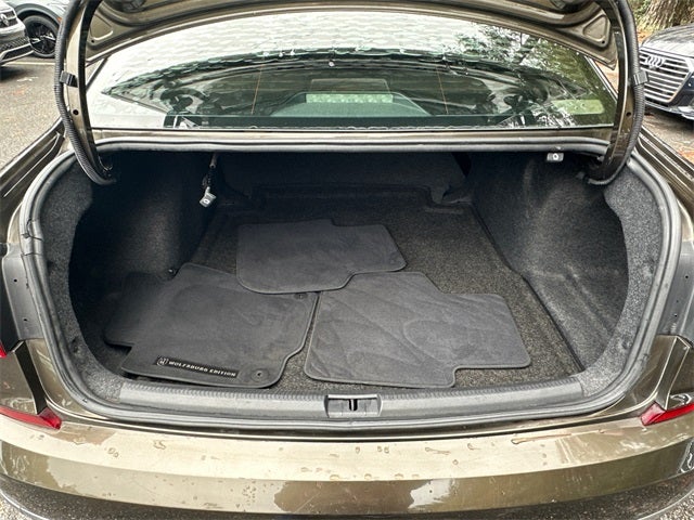 2019 Volkswagen Passat 2.0T Wolfsburg