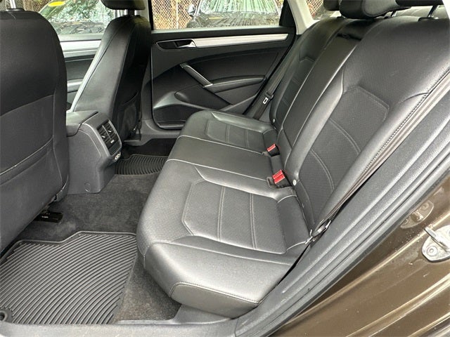 2019 Volkswagen Passat 2.0T Wolfsburg