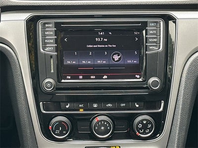 2019 Volkswagen Passat 2.0T Wolfsburg